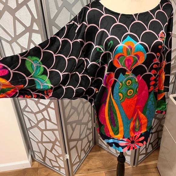 Desigual peacock print bat sleeve blouse - Picture 2 of 5